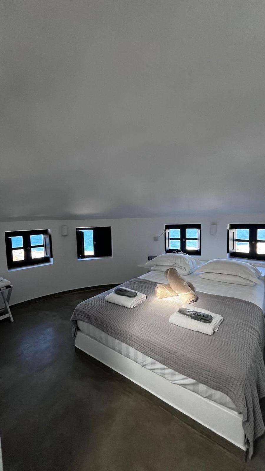 Topos Exclusive Santorini Imerovigli  Ngoại thất bức ảnh